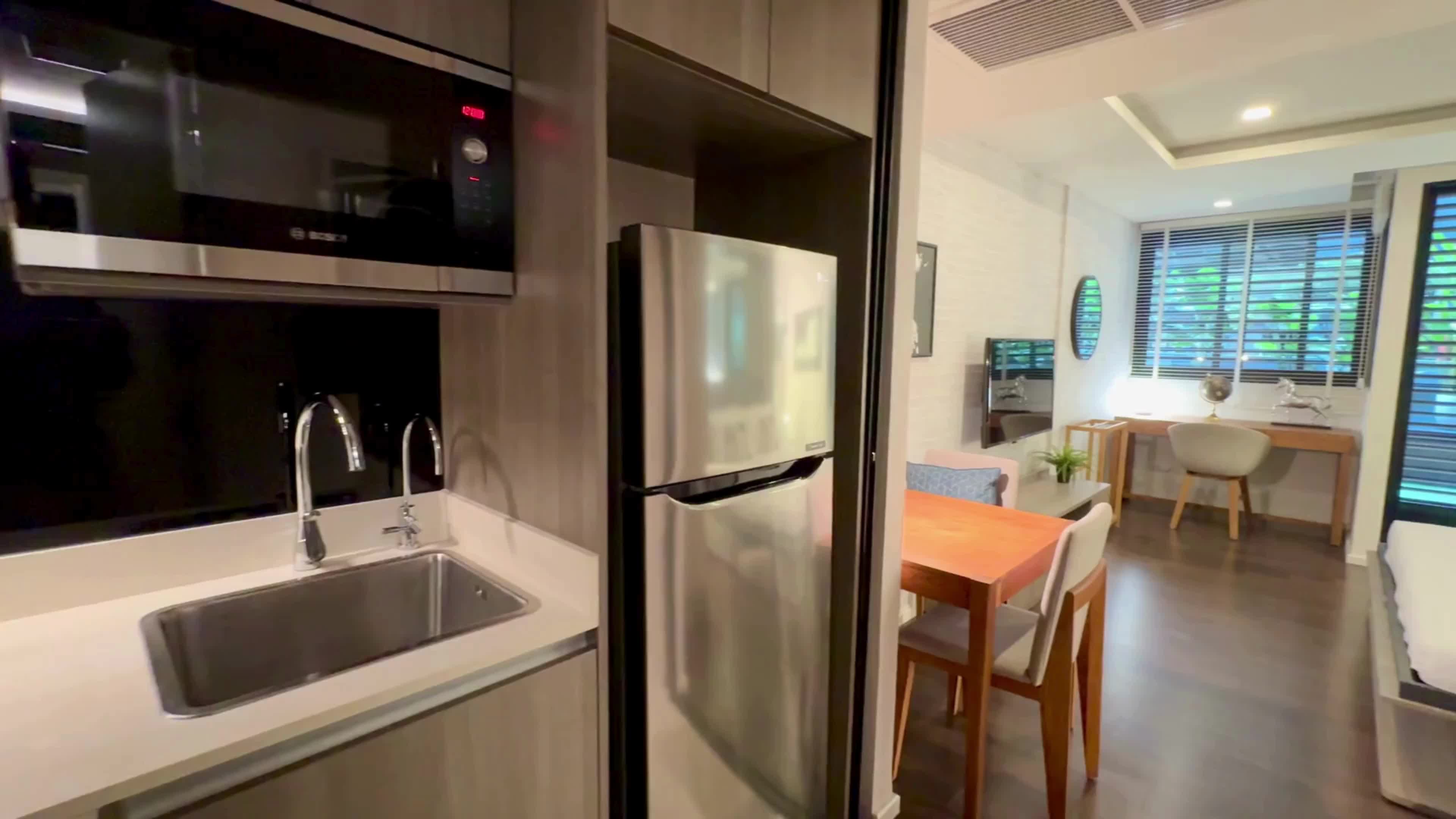 ขายคอนโด 1 ห้องนอน Circle Reign สุขุมวิท 12 ใกล้ BTS อโศก - video